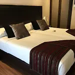 Calzada Hotel Arcos (Ourense)