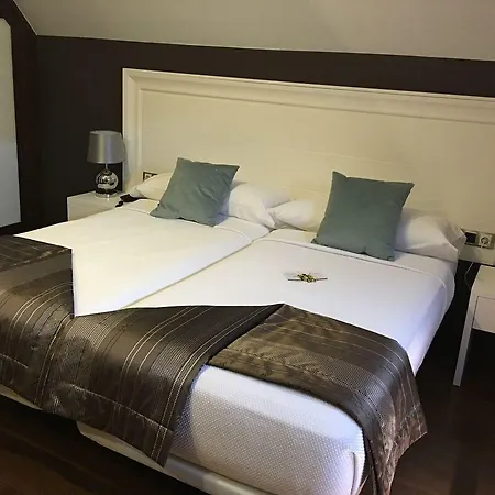 Calzada Hotel 2*