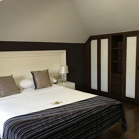 Hotel Calzada Arcos (Ourense)