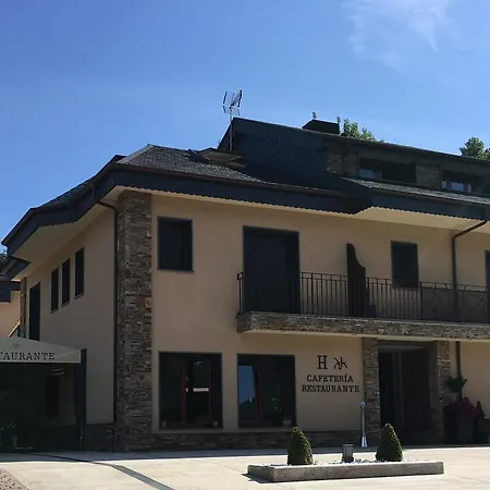 Calzada Hotel 2*
