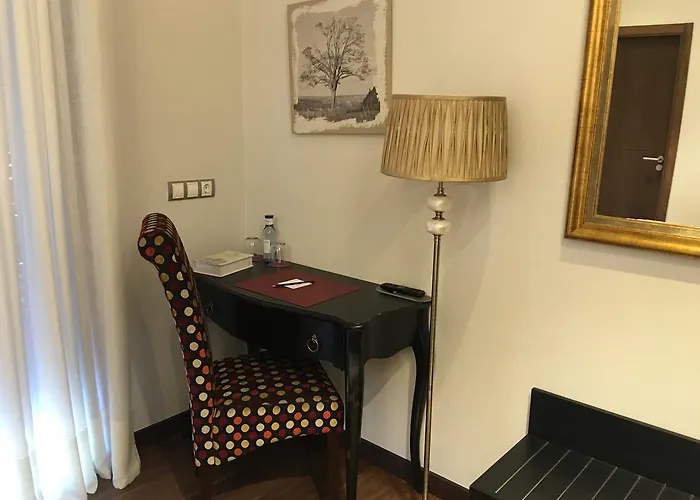 Calzada Hotel 2*